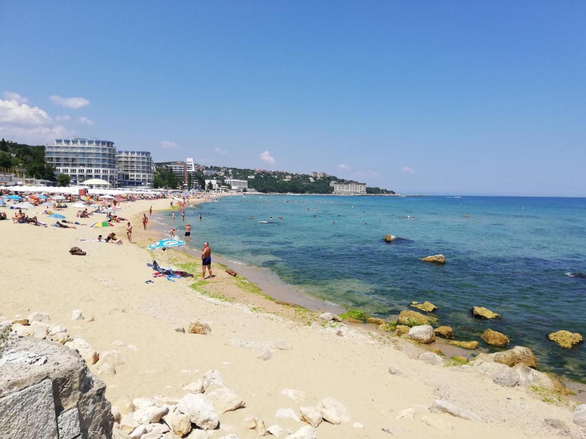 Вила Костадинов Varna Exteriör bild