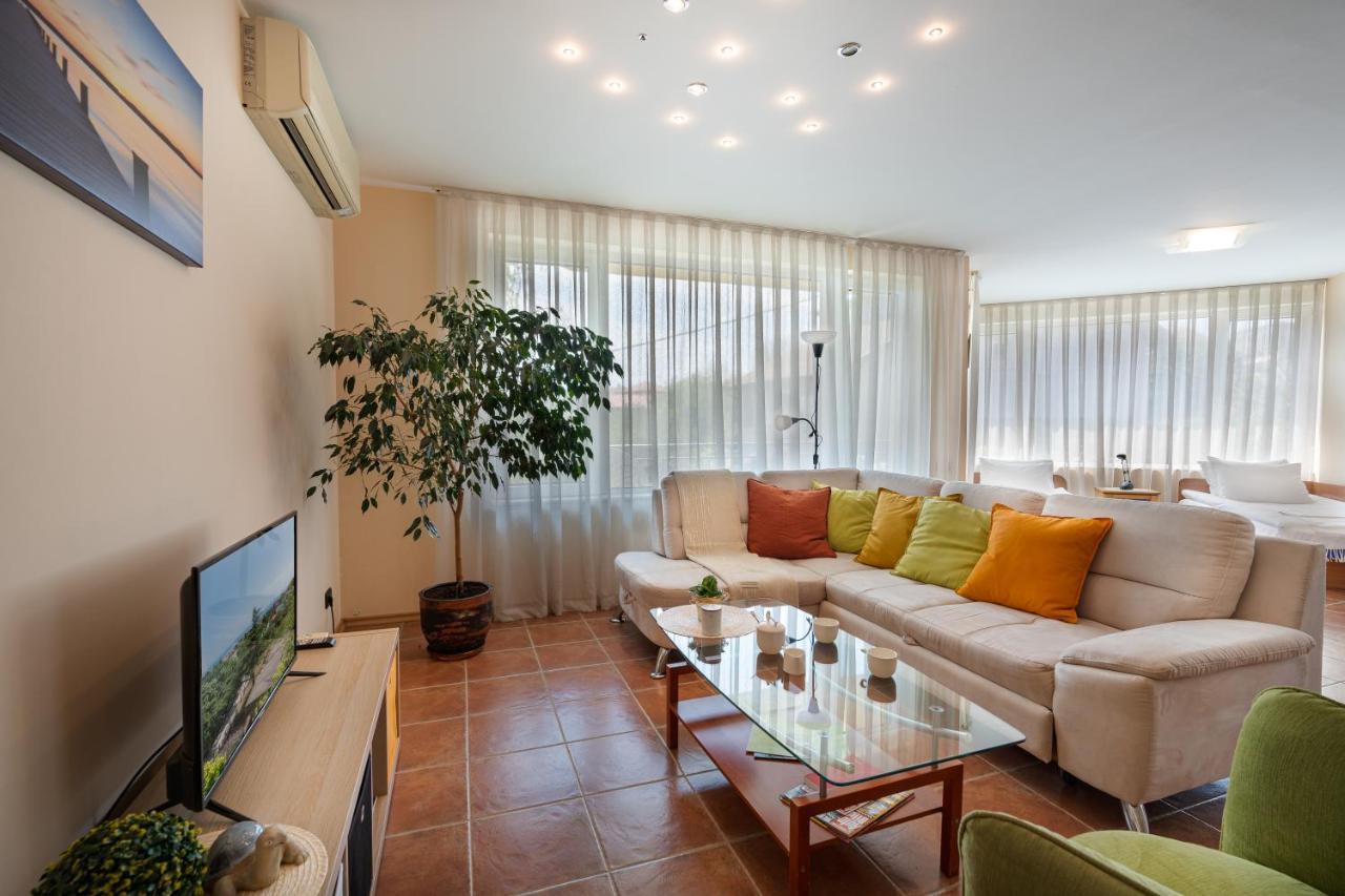 Вила Костадинов Varna Exteriör bild