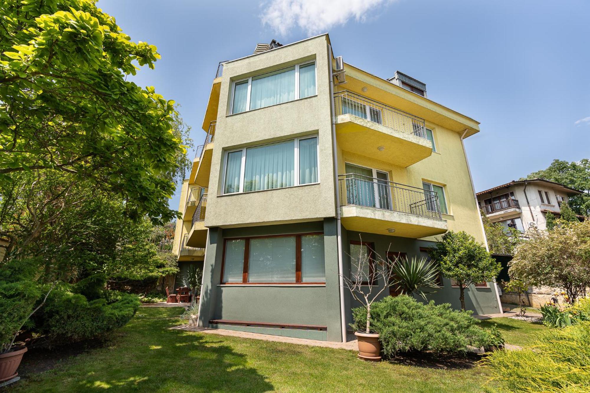 Вила Костадинов Varna Exteriör bild